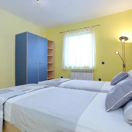 Hébergement de vacances Poolincluded - Villa Beatrix