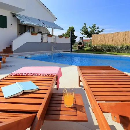 Poolincluded - Villa Beatrix *