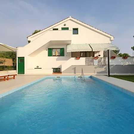 Poolincluded - Villa Beatrix Σπίτι διακοπών *